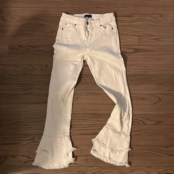1. State Size 24 White Flair Jeans - Picture 4 of 7